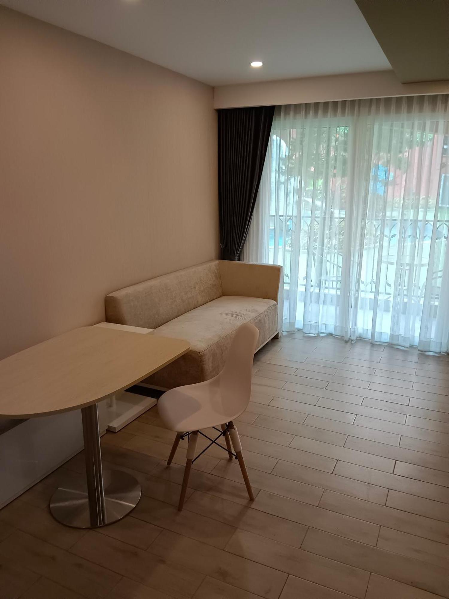 Seven Seas Condo Resort Beautiful Location Jomtien Beach Exterior foto