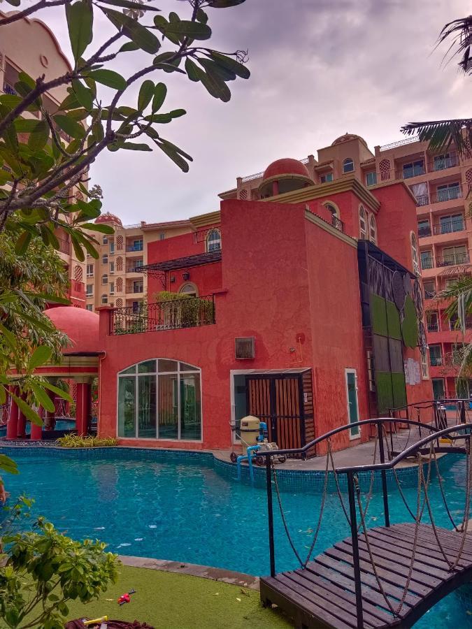 Seven Seas Condo Resort Beautiful Location Jomtien Beach Exterior foto
