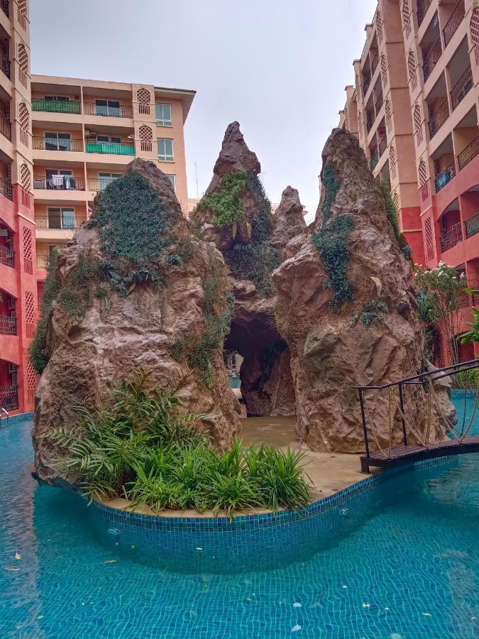 Seven Seas Condo Resort Beautiful Location Jomtien Beach Exterior foto