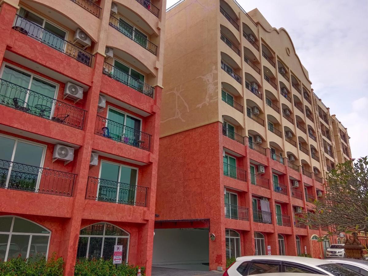 Seven Seas Condo Resort Beautiful Location Jomtien Beach Exterior foto