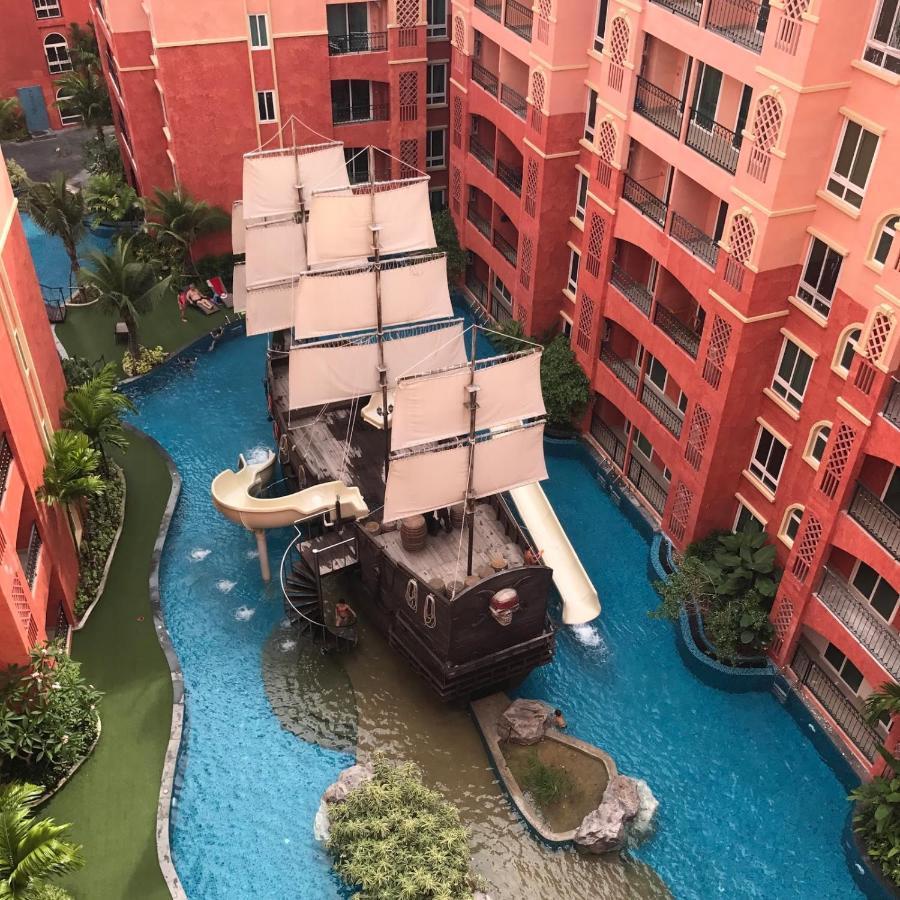 Seven Seas Condo Resort Beautiful Location Jomtien Beach Exterior foto
