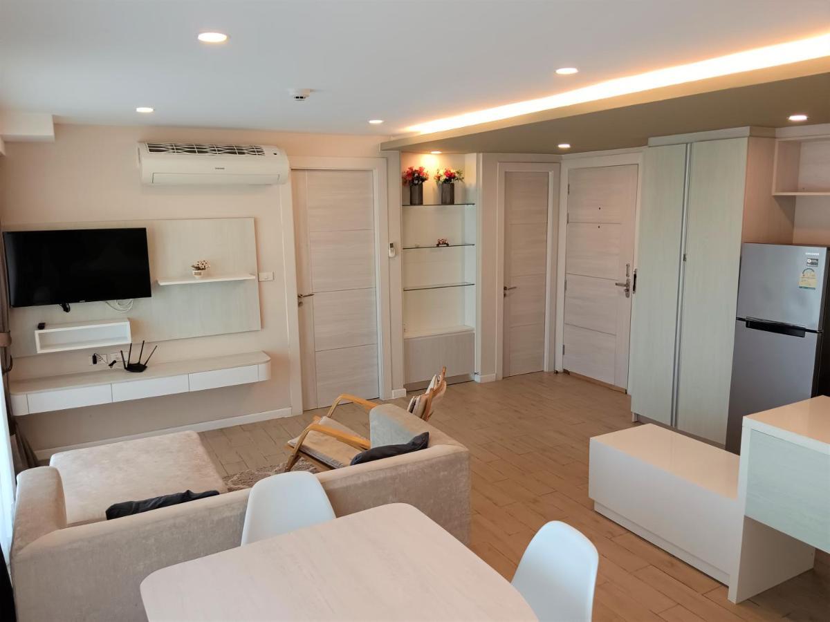 Seven Seas Condo Resort Beautiful Location Jomtien Beach Exterior foto