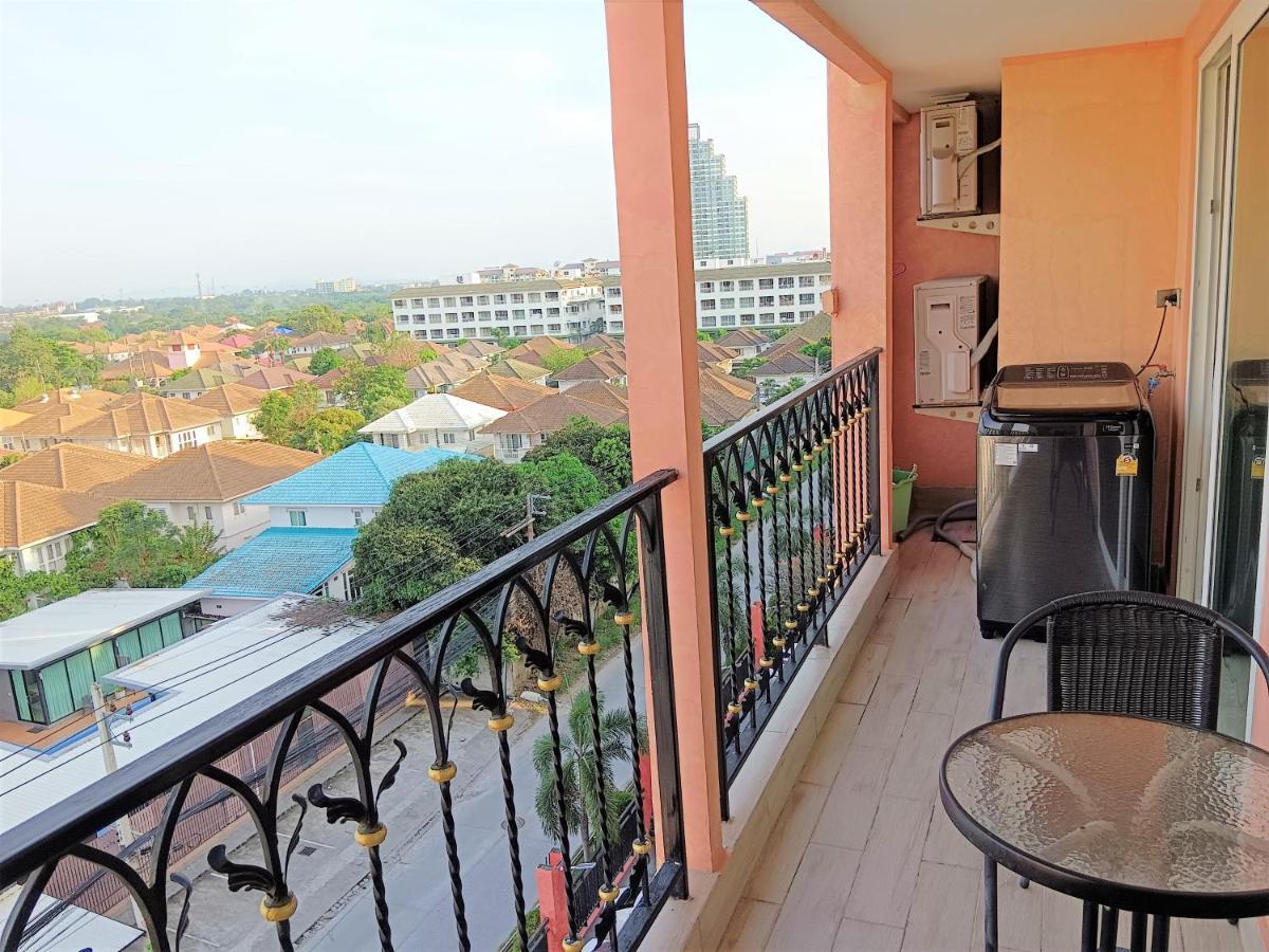 Seven Seas Condo Resort Beautiful Location Jomtien Beach Exterior foto