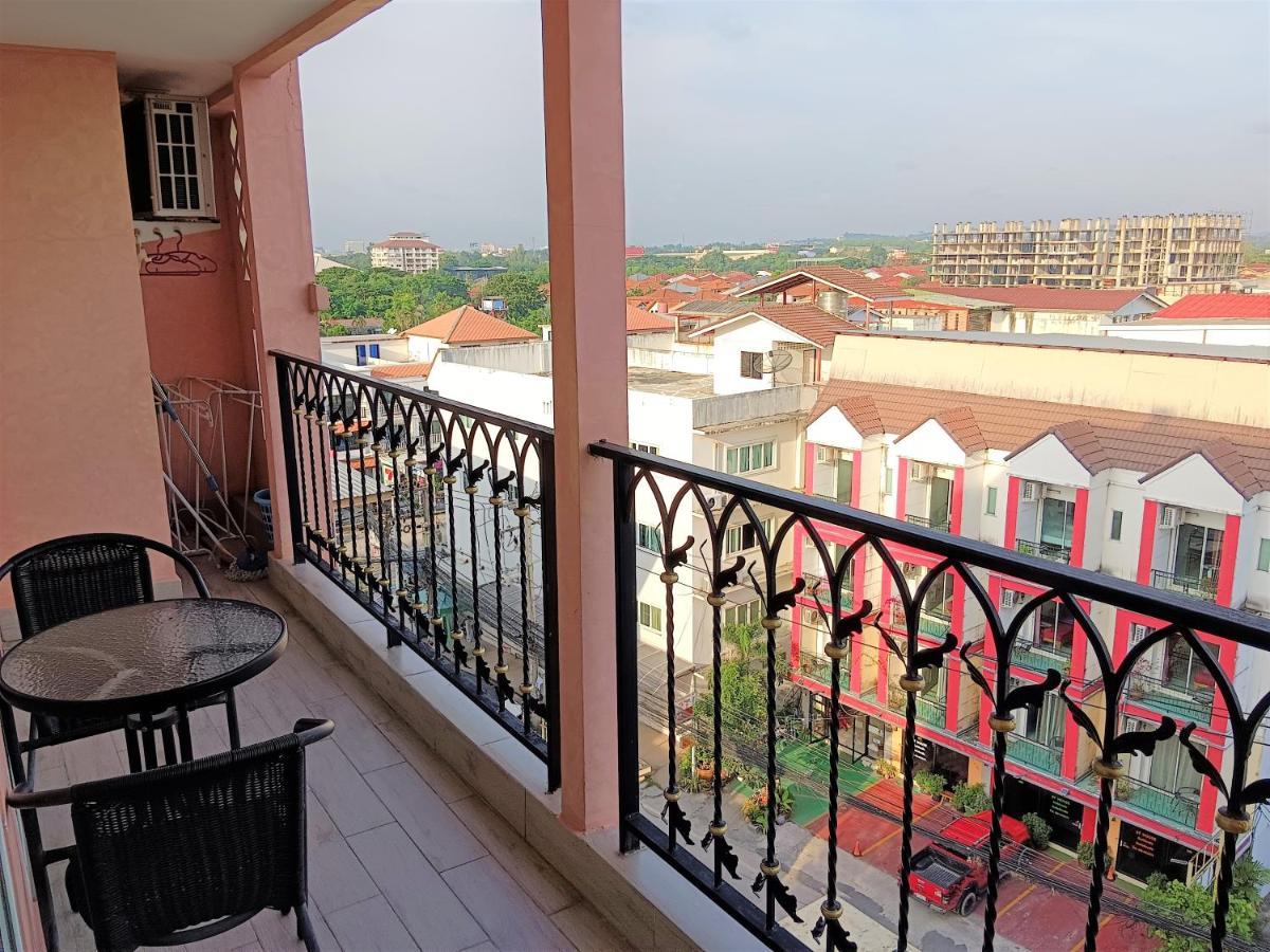 Seven Seas Condo Resort Beautiful Location Jomtien Beach Exterior foto