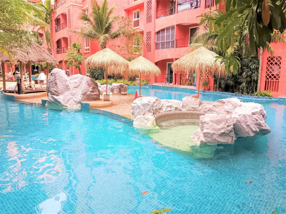 Seven Seas Condo Resort Beautiful Location Jomtien Beach Exterior foto