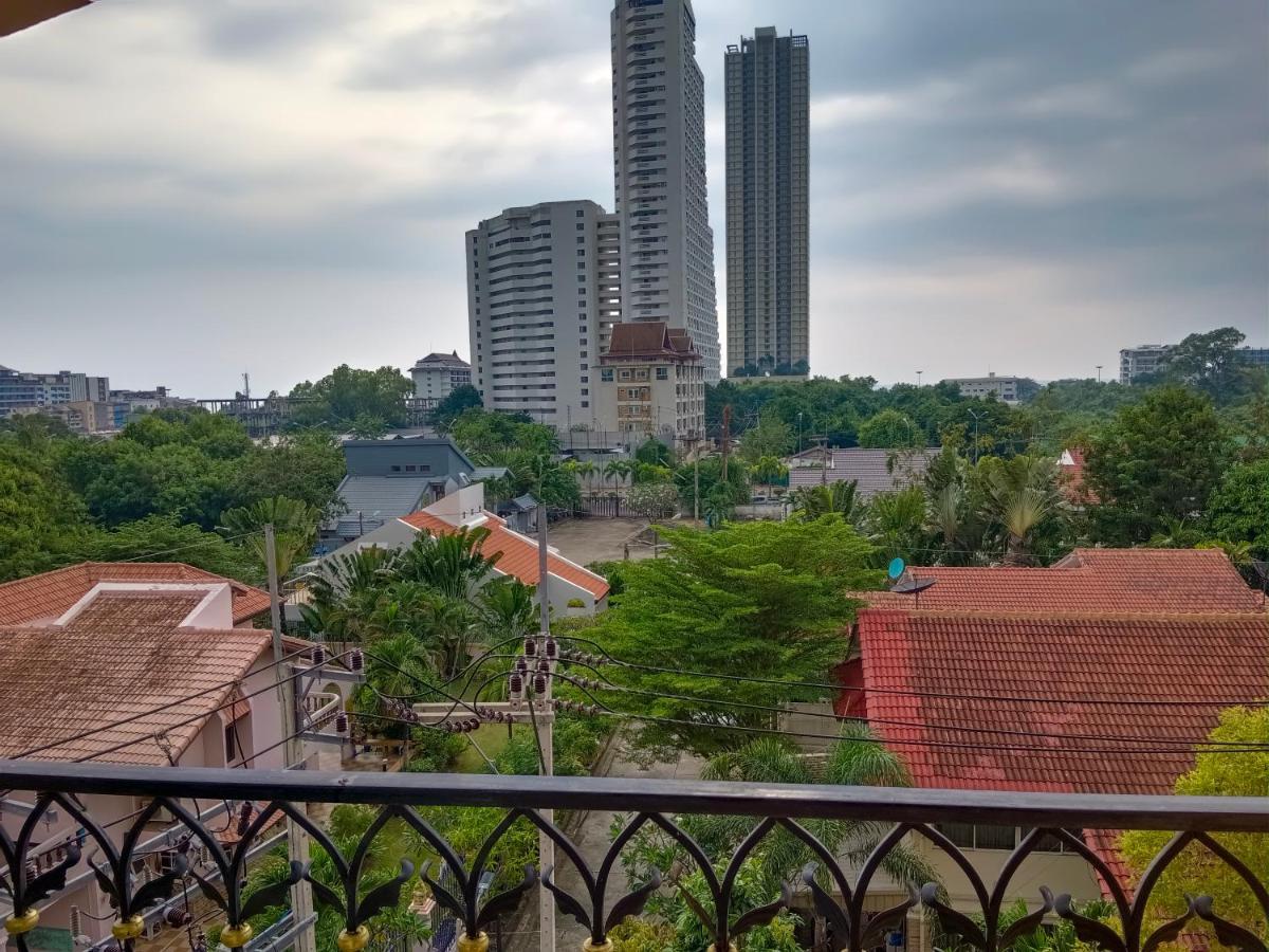 Seven Seas Condo Resort Beautiful Location Jomtien Beach Exterior foto